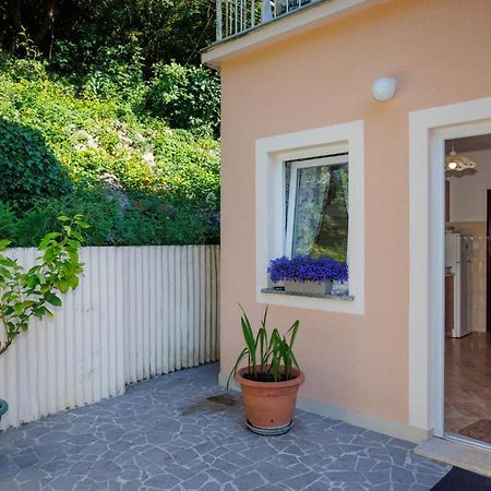 Apartment Studio Close To Sea Krk Town Exterior foto